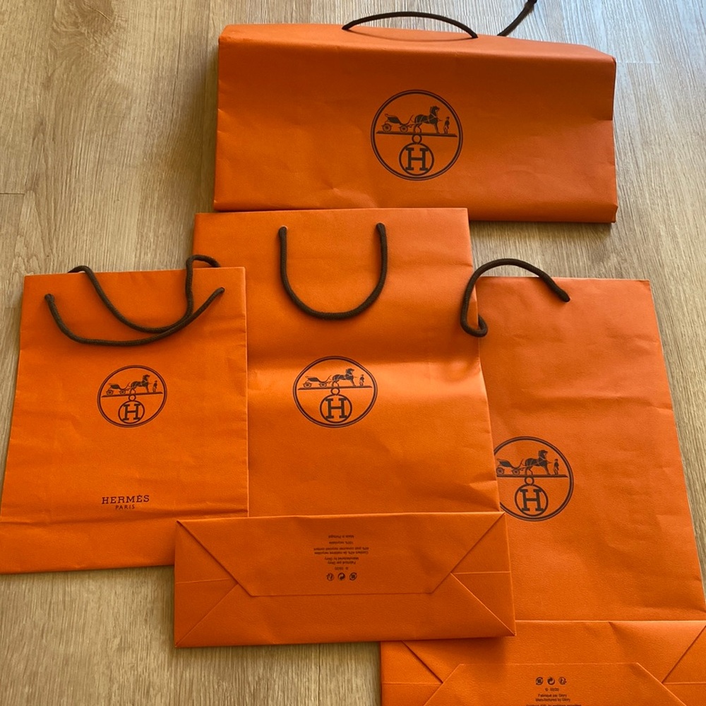 Mixed size Hermes shopping bag